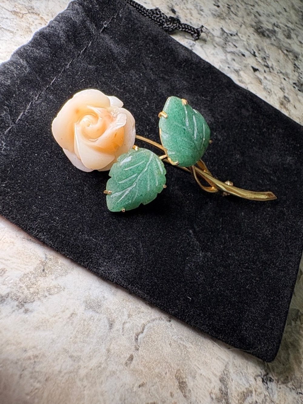 Vintage ITALY 14k solid Gold with Coral Rose and Jade Leaves Brooch - Picture 8 of 8